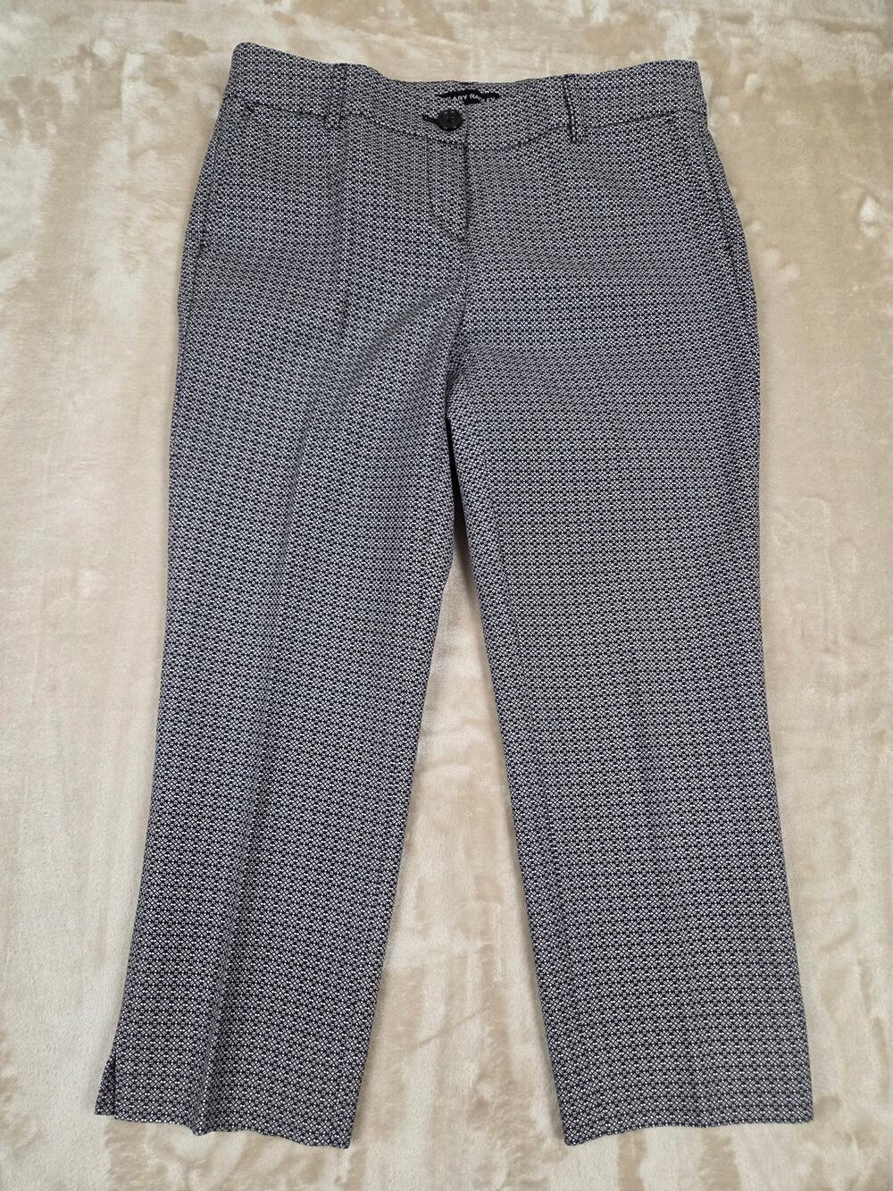 Hilary Radley Black & White Geometric Slim Crop Stretch Pants